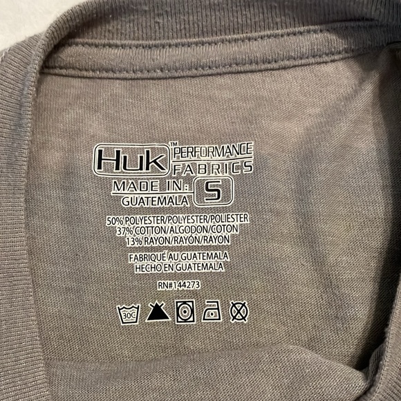 Huk T-shirt - Picture 4 of 6